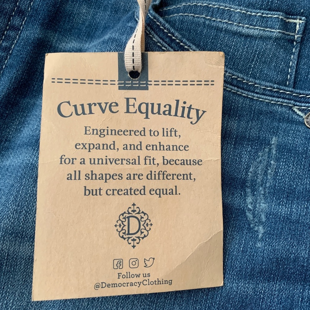 NWT NEW Democracy High Rise Slim Straight Distressed Jeans size 6 Ab technology - Picture 3 of 16